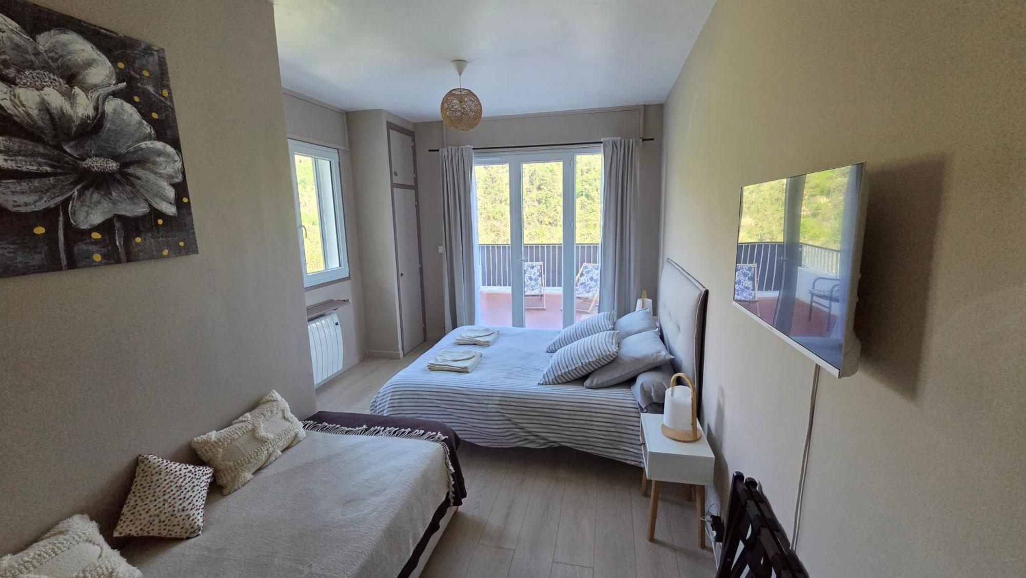 Le Domaine De La Feuilleraie Bed & Breakfast Coaraze Eksteriør bilde
